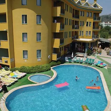 아파트 Club Sultan Maris